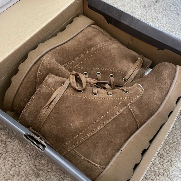 BearPaw Other - Big girl Bearpaw booties